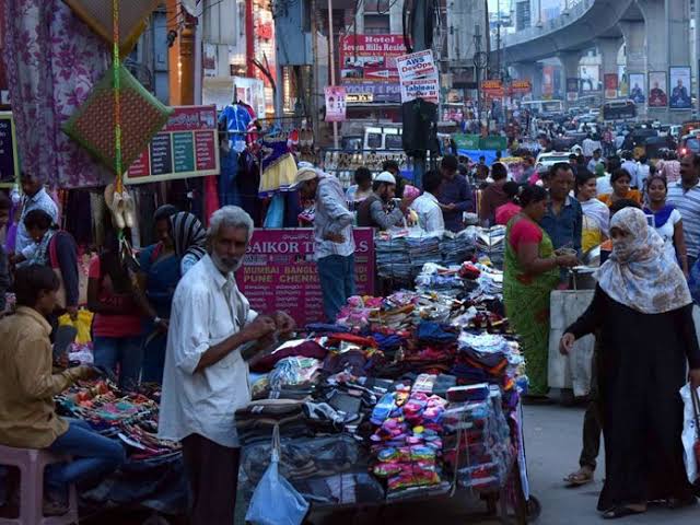 Hawker’s: शहरातील छोट्या व्यावसायिकांना दिलासा!   : दिवाळीच्या सणात कडक कारवाई नाही