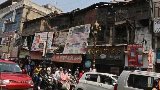 Bhide Wada Smarak | PMC Pune | भारतातील पहिली मुलींची शाळा राष्ट्रीय स्मारकासाठी जमीनदोस्त!   | पोलीस बंदोबस्तात करण्यात आले काम