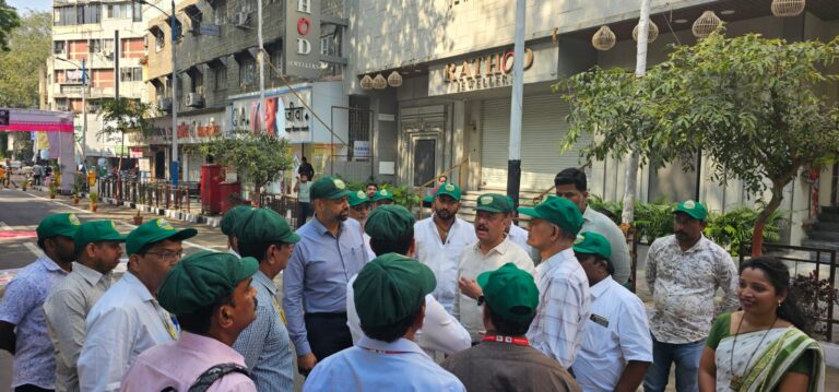 PMC Pedestrian Day | पुणे महापालिकेकडून सलग तिसऱ्या वर्षी पादचारी दिन साजरा PMC Pedestrian Day | पुणे महापालिकेकडून सलग तिसऱ्या वर्षी पादचारी दिन साजरा