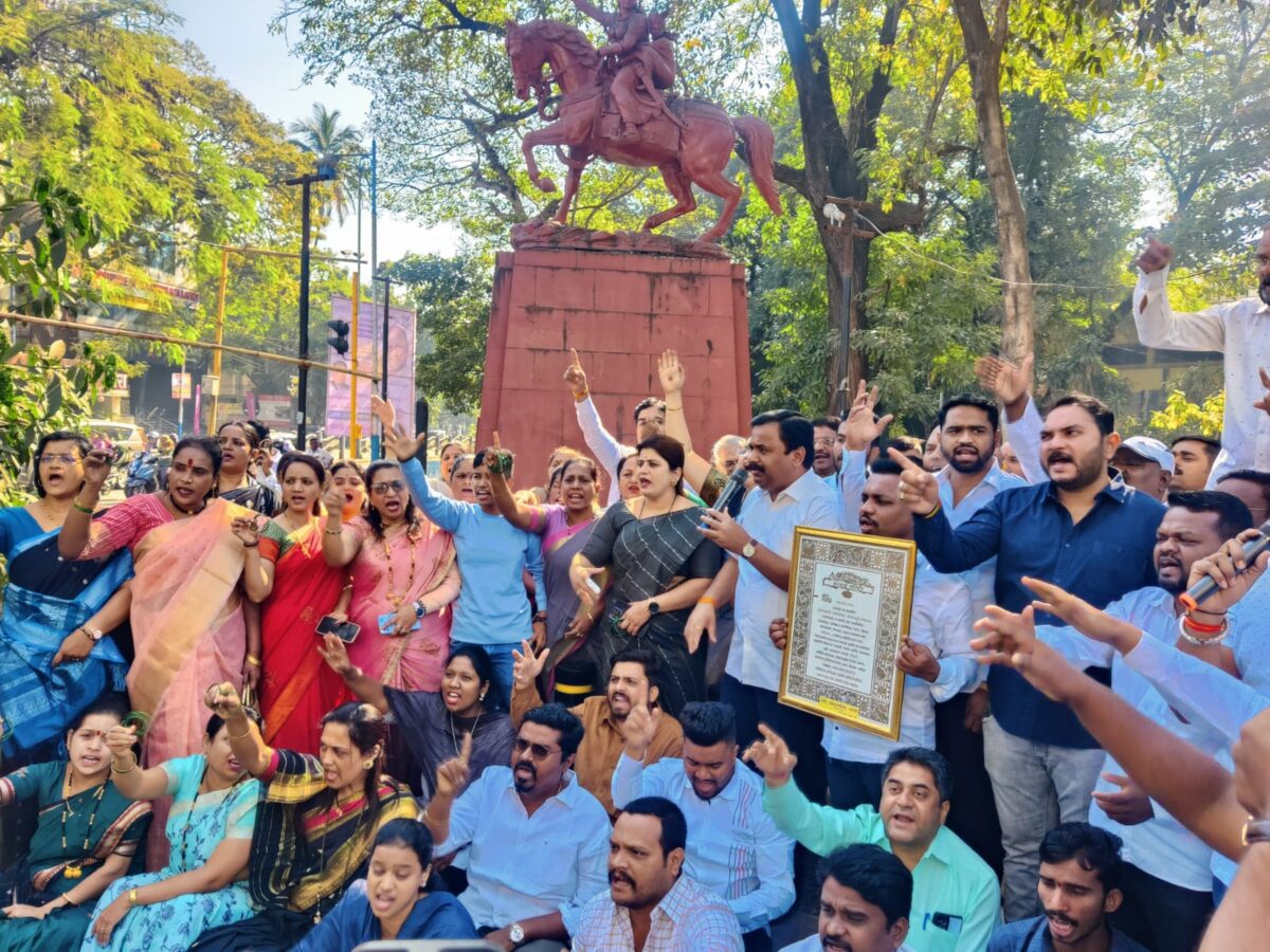Pune residents beware.. Constitution in danger.. Devendra Fadnavis resigns | NCP Party – SharadChandra Pawar Pune residents beware.. Constitution in danger.. Devendra Fadnavis resigns | NCP Party – SharadChandra Pawar