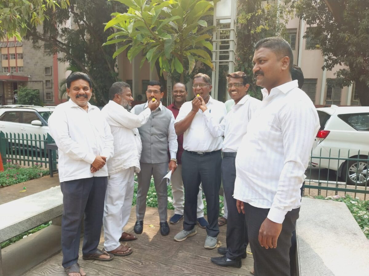Lahuji Salve Smarak | लहुजी वस्ताद साळवे स्मारकाचे भूमिपूजन शनिवारी | पुण्यात महायुती कडून जल्लोष साजरा Lahuji Salve Smarak | लहुजी वस्ताद साळवे स्मारकाचे भूमिपूजन शनिवारी | पुण्यात महायुती कडून जल्लोष साजरा
