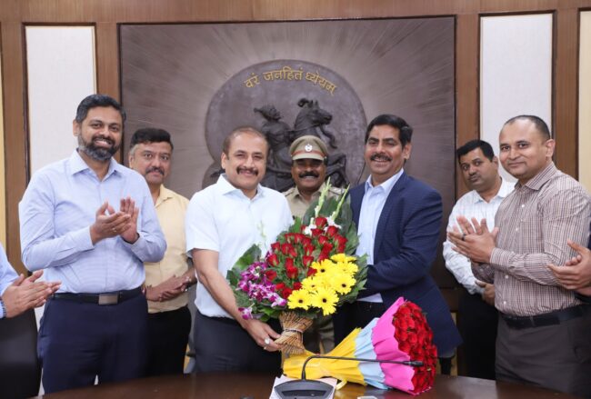 Dr Rajendra Bhosale IAS | पुणे मनपा आयुक्त डॉ. राजेंद्र भोसले यांच्या कामाची चौकशी करा | राज्य सरकारकडे मागणी