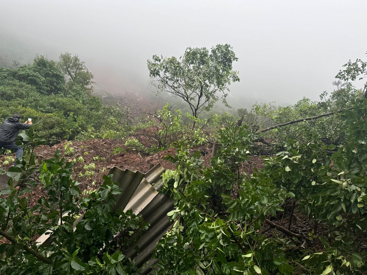 Pune Rain Update | पुणे आणि परिसरातील शाळा आज बंद राहणार | जिल्हाधिकारी यांचे आदेश