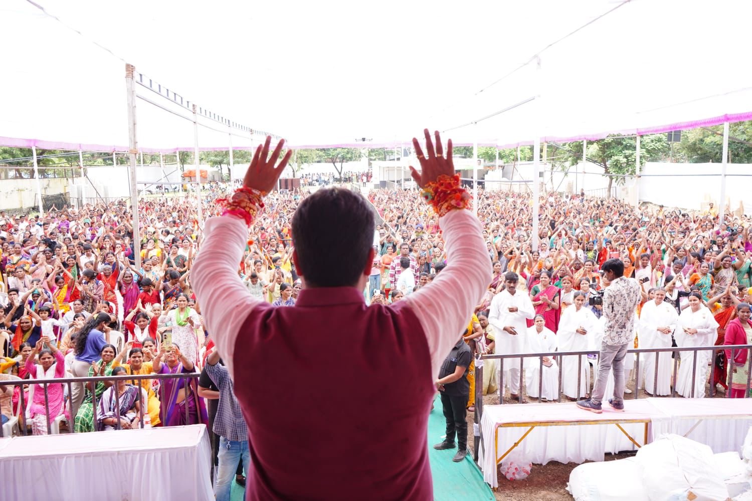 Amol Balwadkar Pune | धागा मायेचा, वीण विश्वासाची…! अमोल बालवडकर यांना हजारो महिलांनी बांधली राखी