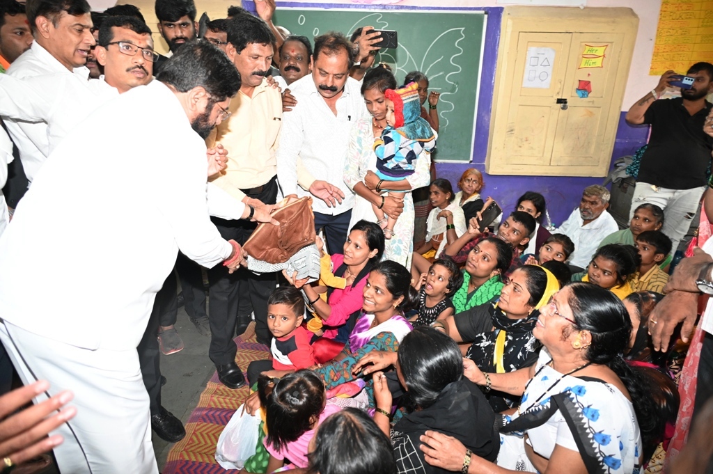 CM Eknath Shinde on Pune Flood | पुराचा धोका कायमस्वरुपी दूर करण्याकरीता नवीन धोरण आणण्यात येईल – मुख्यमंत्री    | मुख्यमंत्री एकनाथ शिंदे यांच्याकडून पूरग्रस्त भागाची पाहणी