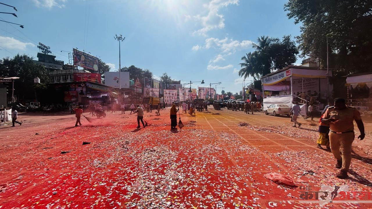 PMC Solid Waste Management Department | गणेश विसर्जन मिरवणुकी नंतर केलेल्या स्वच्छता अभियानात  ६७ टन कचरा व ३.५ टन चपला बूट केले गोळा! 