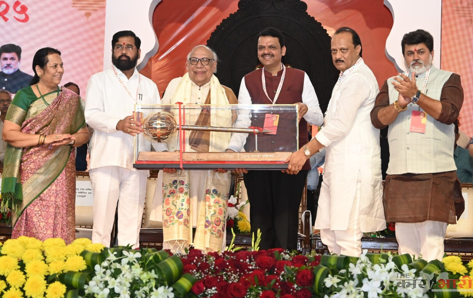 Vishwa Marathi Sammelan 2025 | मराठीतील अभिजात साहित्य पुढच्या पिढीकडे नेण्याकरिता कृत्रिम बुद्धीमत्तेचा वापर करावा- मुख्यमंत्री देवेंद्र फडणवीस | मराठीजनांच्या प्रचंड उत्साहात तिसऱ्या विश्व मराठी संमेलनाचे उद्घाटन Vishwa Marathi Sammelan 2025 | मराठीतील अभिजात साहित्य पुढच्या पिढीकडे नेण्याकरिता कृत्रिम बुद्धीमत्तेचा वापर करावा- मुख्यमंत्री देवेंद्र फडणवीस | मराठीजनांच्या प्रचंड उत्साहात तिसऱ्या विश्व मराठी संमेलनाचे उद्घाटन
