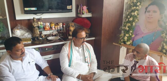 Harshwardhan Sapkal | फुले दाम्पत्य ज्या प्रवृत्तींच्या विरोधात लढले त्या प्रवृत्तीने पुन्हा डोके वर काढले; समता, बंधुता व सामाजिक न्यायाला बाजूला सारण्याचा सत्ताधाऱ्यांकडून प्रयत्न : हर्षवर्धन सपकाळ  | काँग्रेस प्रदेशाध्यक्षांनी फुले वाड्याला भेट देऊन महात्मा फुले यांना अभिवादन केले तसेच भिसे कुटुंबाची सांत्वनपर भेट घेतली