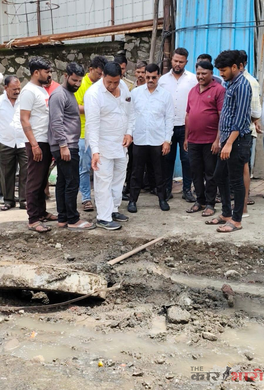 Shivsena Pune | हडपसरमध्ये ड्रेनेज व्यवस्थेचा गंभीर बिघाड, शिवसेनेचा प्रशासनाला ८ दिवसांचा अल्टिमेटम! Shivsena Pune | हडपसरमध्ये ड्रेनेज व्यवस्थेचा गंभीर बिघाड, शिवसेनेचा प्रशासनाला ८ दिवसांचा अल्टिमेटम!
