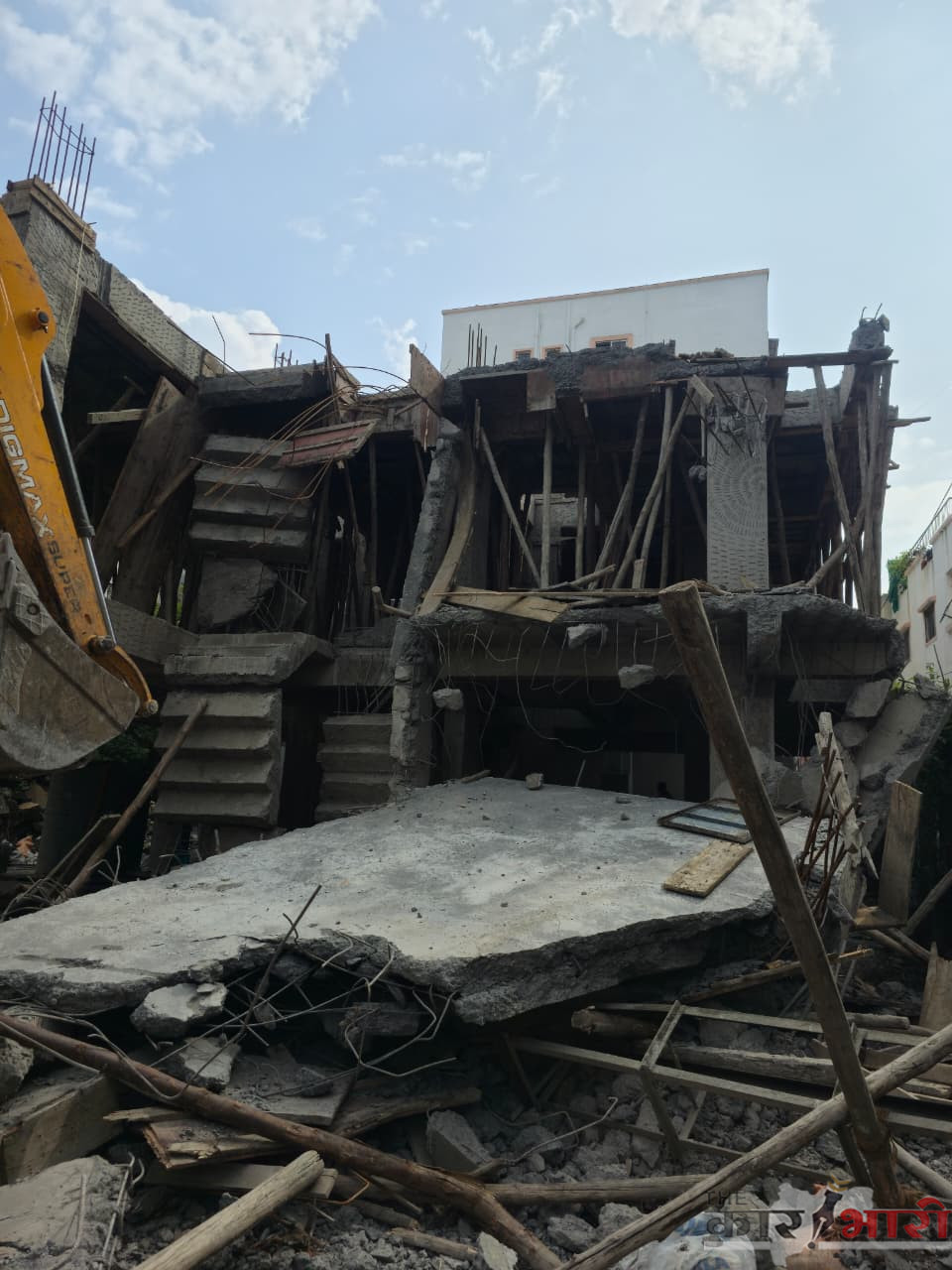 Pune Illegal Construction | धनकवडी, कोंढवा परिसरात अनधिकृत बांधकामावर कारवाई! Pune Illegal Construction | धनकवडी, कोंढवा परिसरात अनधिकृत बांधकामावर कारवाई!