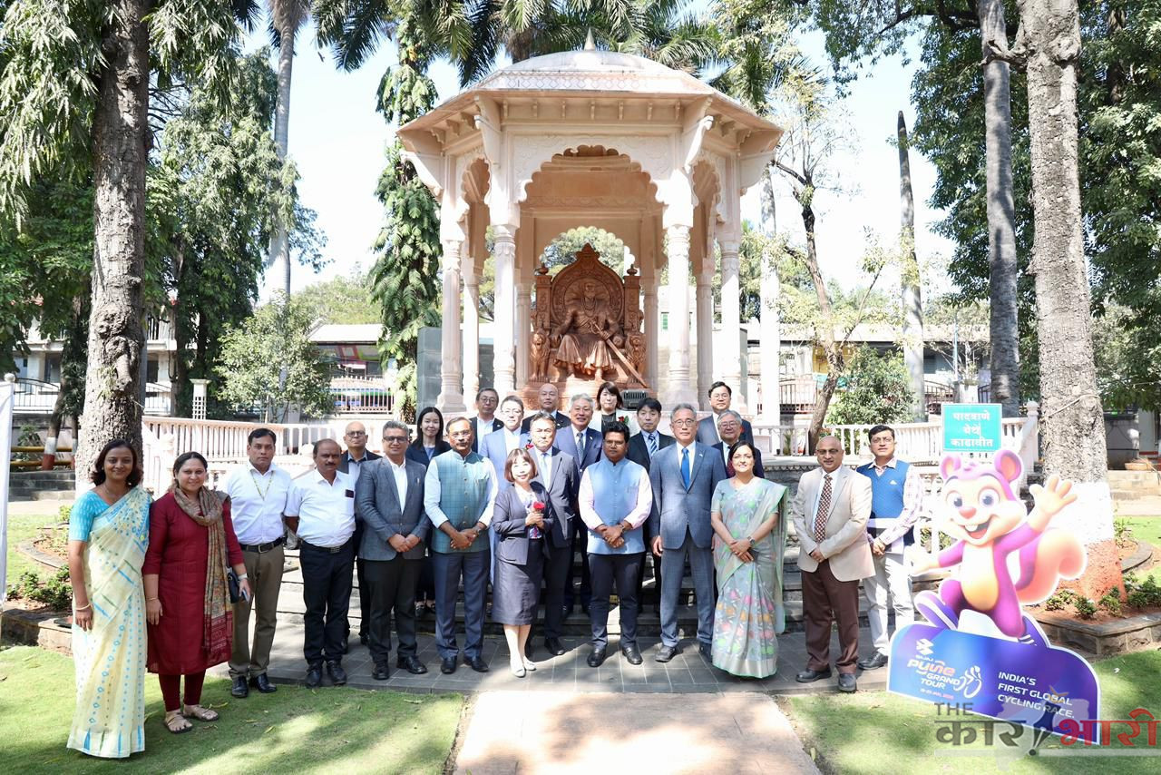 Pune Okayama Maitri Garden | पुणे ओकायामा मैत्री उद्यानाची द्वीदशकपूर्ती साजरी  | उद्यान निर्मितीस दोन दशक पूर्ण झाल्याबाबत ओकायामा शिष्टमंडळ जपान  दिली भेट