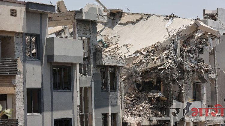 Iran Israel War | मध्यपूर्वेतील तणावाच्या पार्श्वभूमीवर पुणे जिल्हा आपत्ती व्यवस्थापन कक्ष, पोलीस नियंत्रण कक्ष सज्ज | ‘विशेष मदत कक्ष’ व ‘डेटा बँक’ कार्यान्वित करण्याचे पुणे मनपा आयुक्तांचे आदेश Iran Israel War | मध्यपूर्वेतील तणावाच्या पार्श्वभूमीवर पुणे जिल्हा आपत्ती व्यवस्थापन कक्ष, पोलीस नियंत्रण कक्ष सज्ज | ‘विशेष मदत कक्ष’ व ‘डेटा बँक’ कार्यान्वित करण्याचे पुणे मनपा आयुक्तांचे आदेश