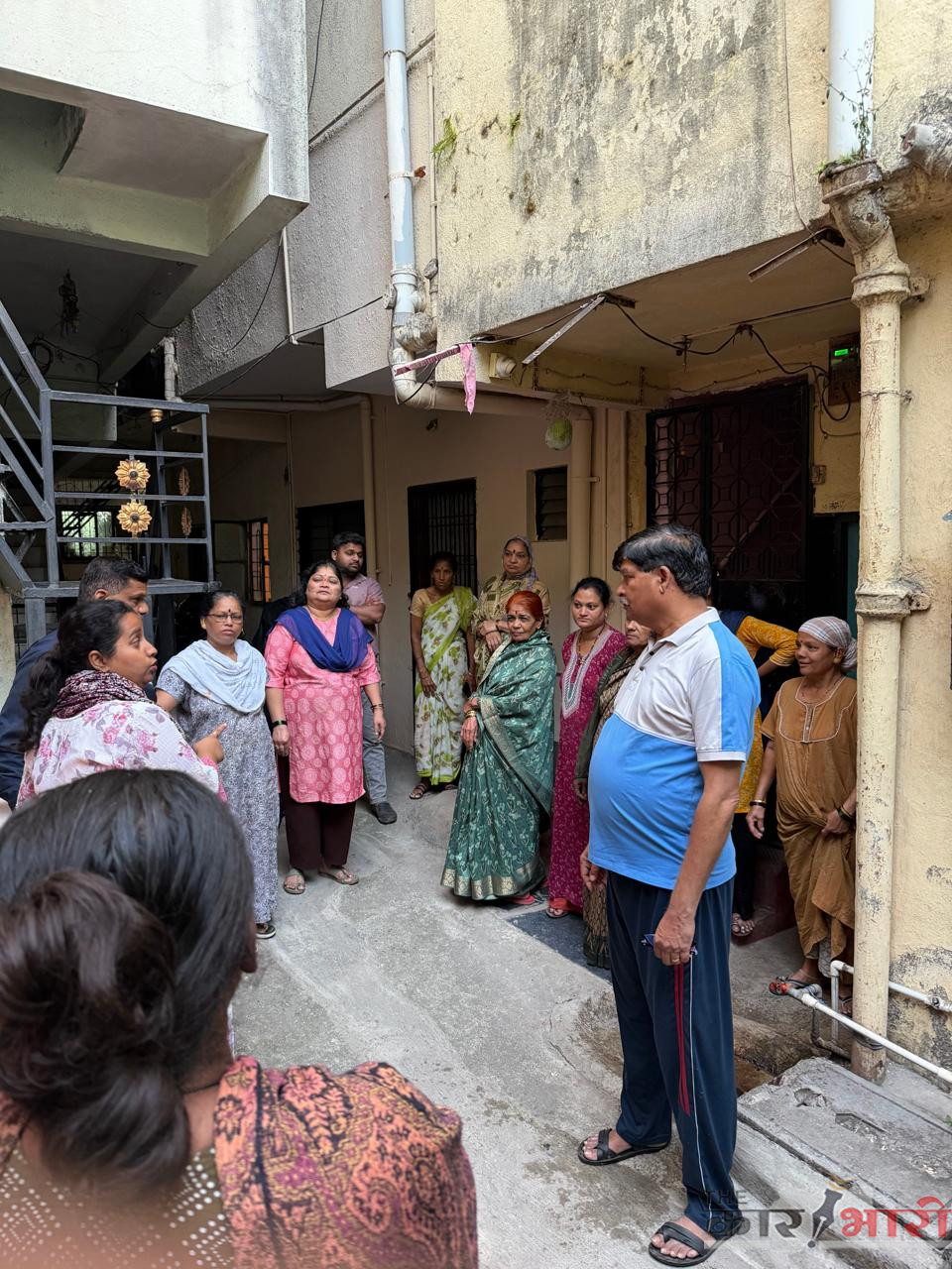 Dr Siddharth Dhende | सुरळीत पाणी पुरवठ्यासाठी माजी उपमहापौर ऑन फिल्ड – प्रभाग क्रमांक दोन मध्ये पहाटे अधिकाऱ्यांच्या उपस्थितीत डॉ. सिद्धार्थ धेंडे, नगरसेविका नंदिनी धेंडे यांची पाहणी