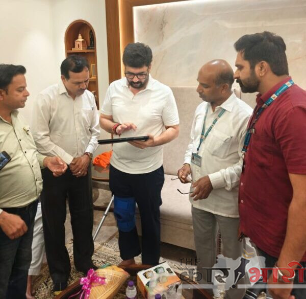 Self Enumeration | पुण्यातील खासदार, आमदार, नगरसेवक, प्रशासकीय अधिकाऱ्यांचे नागरिकांना स्व-गणना करण्याचे आवाहन