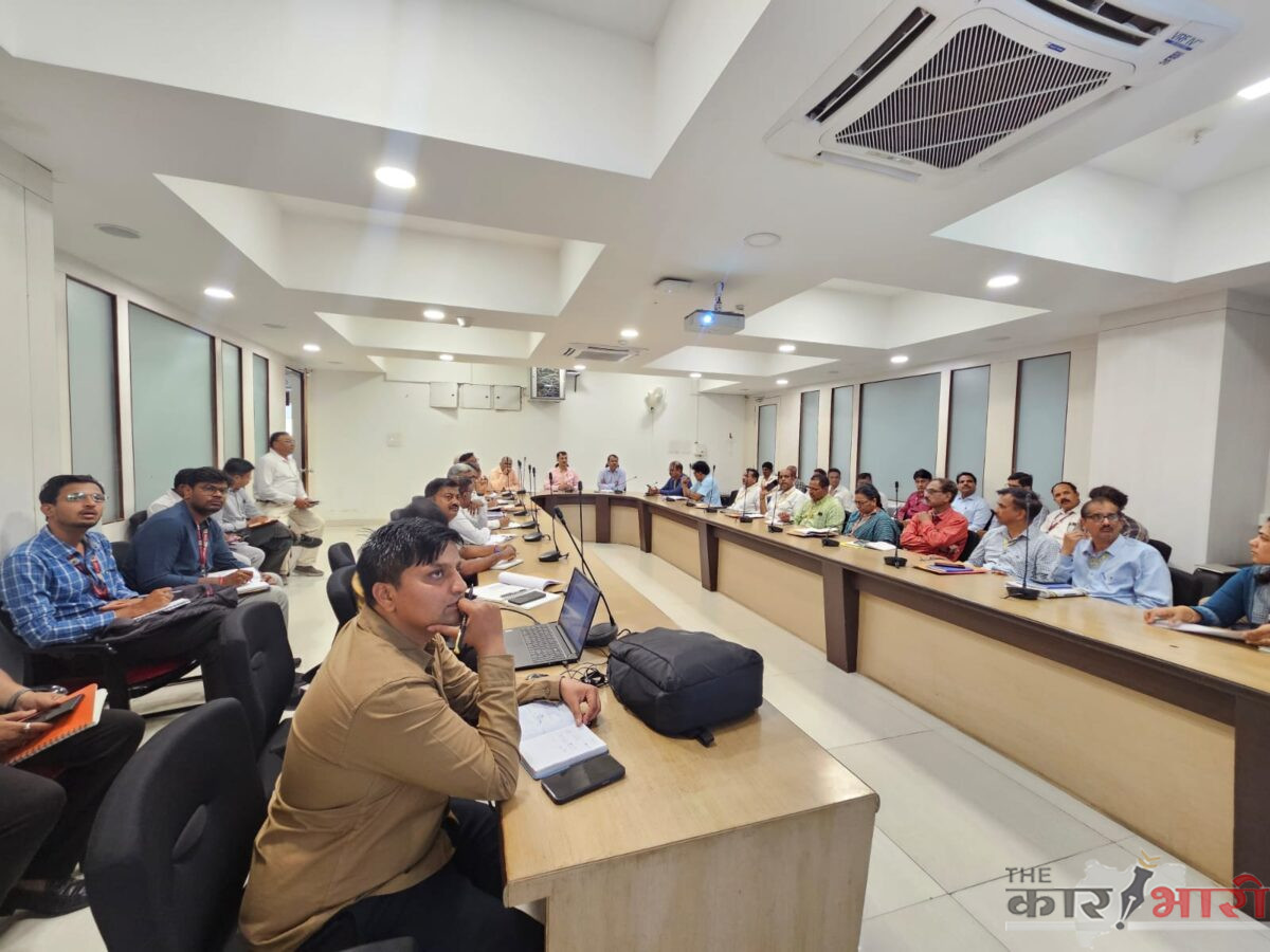 PMC Premonsoon Work | पावसाळापूर्व कामांचा आढावा |  120 पाणी साठण्याच्या ठिकाणांवर तातडीने काम | QRT टीमही नेमणार