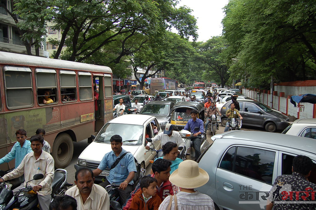 High Level Committee for Pune Traffic | पुण्याच्या वाहतूक समस्यांवर दीर्घकालीन उपाययोजनांसाठी शासनाचा महत्त्वपूर्ण निर्णय | उच्चस्तरीय समितीची स्थापना