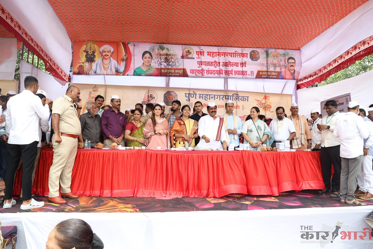 Palakhi Sohala 2026 | ज्ञानोबा-तुकाराम’च्या जयघोषात संतश्रेष्ठ ज्ञानेश्वर माऊली आणि जगद्गुरू संत तुकाराम महाराज पालखींचे पुण्यात स्वागत