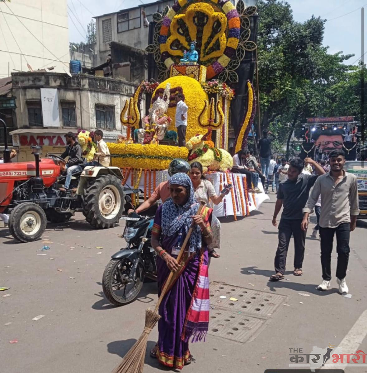 PMC Ganeshotsav 2026 | पुणे मनपाच्या ३८ घाटांवर ६.७७ लाखांहून अधिक गणेशमूर्तींचे विसर्जन